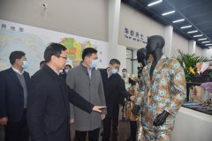 市、區(qū)領(lǐng)導(dǎo)一行蒞臨公司調(diào)研指導(dǎo)